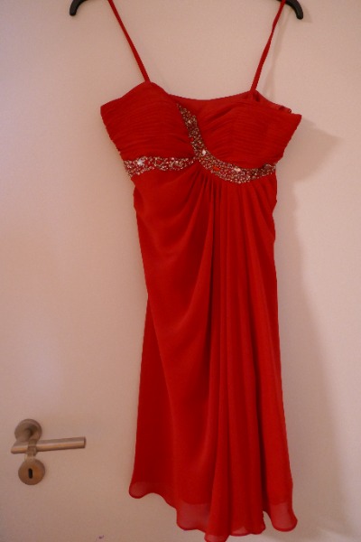 Schönes rotes Hochzeitskleid / Sommerkleid / Cocktailkleid Schönes rotes Hochzeitskleid / Sommerkleid / Cocktailkleid